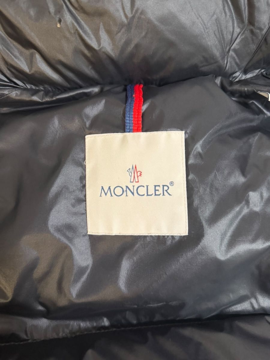 Moncler Giacche: Moncler Jacke – Usato da Freienbach venduto da aja_77dn 3
