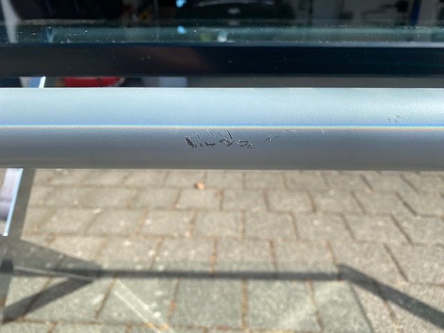 Pfister Tavoli: Moderner Glastisch mit Chromgestell, Top Zustand! – Usato da Birmenstorf AG venduto da Brige99 3