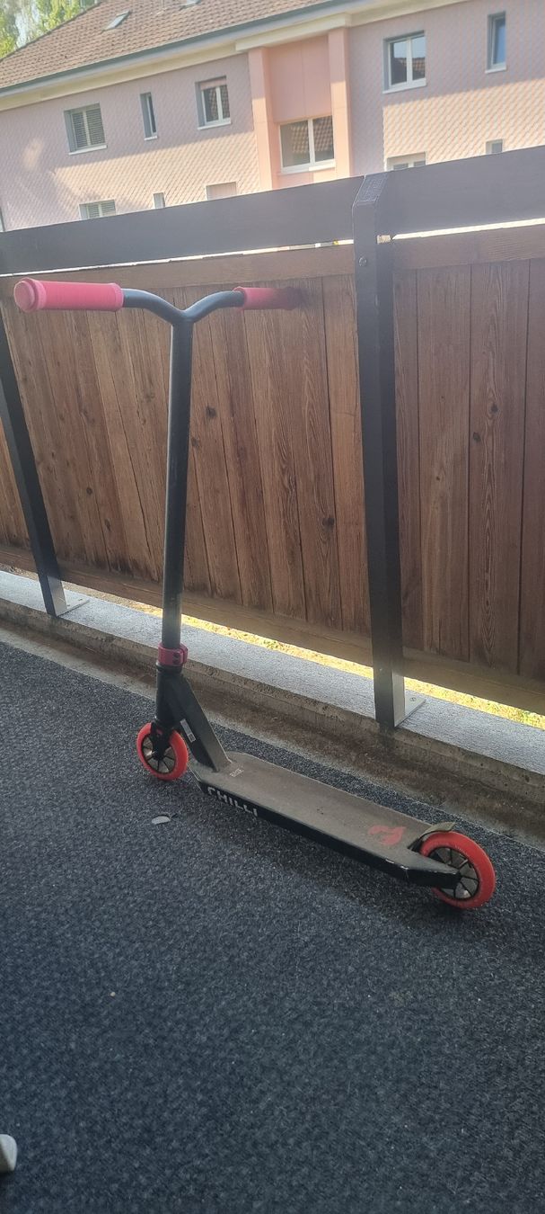 Chilli Kickboard: Chillli Scooter  – Nuovo (secondo la descrizione) da Wohlen (AG) venduto da Cdogi