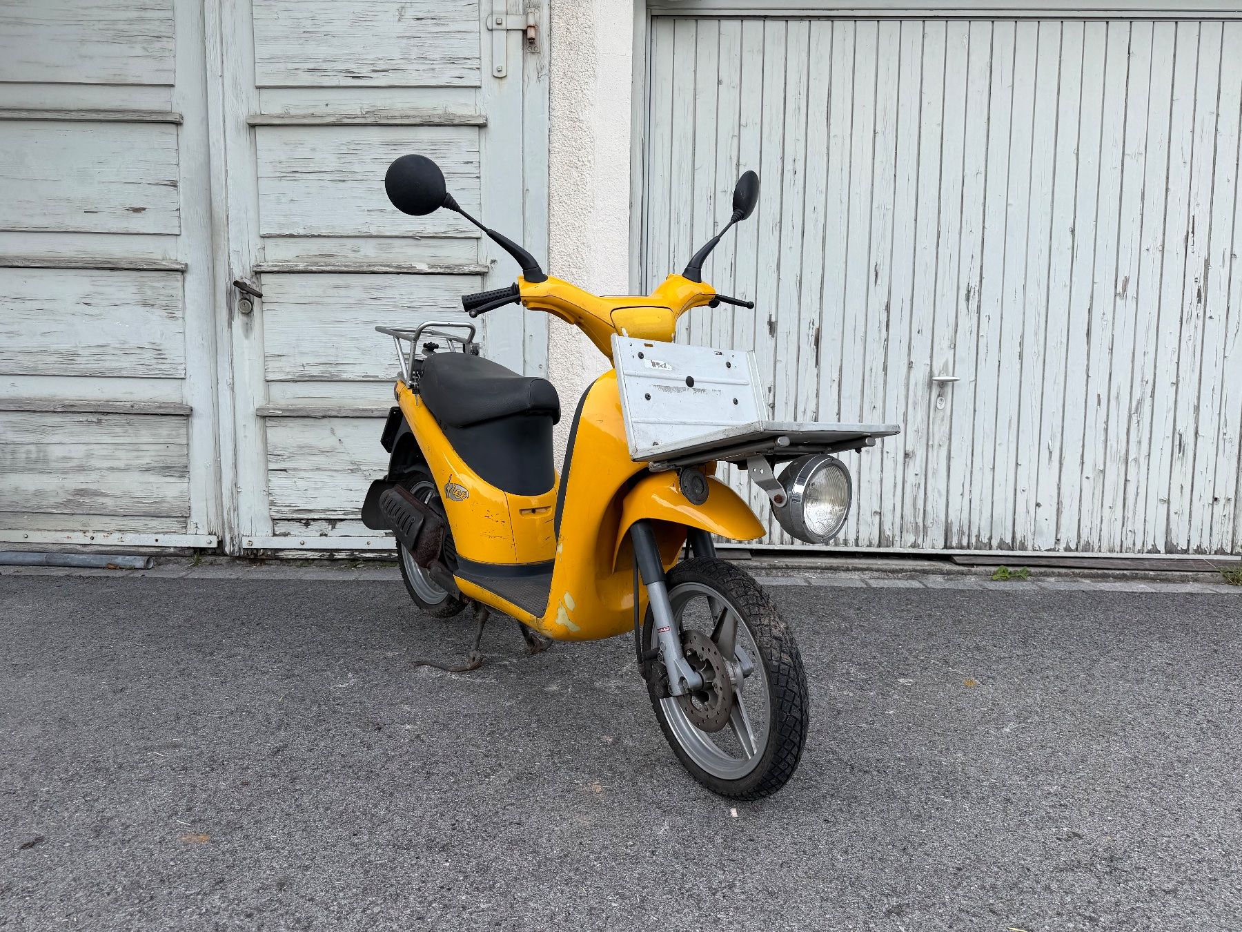 Piaggio Scooter: Piaggio Free Post 2T Roller Scooter – Usato da Wald AR venduto da Bruchschmidenchaufs