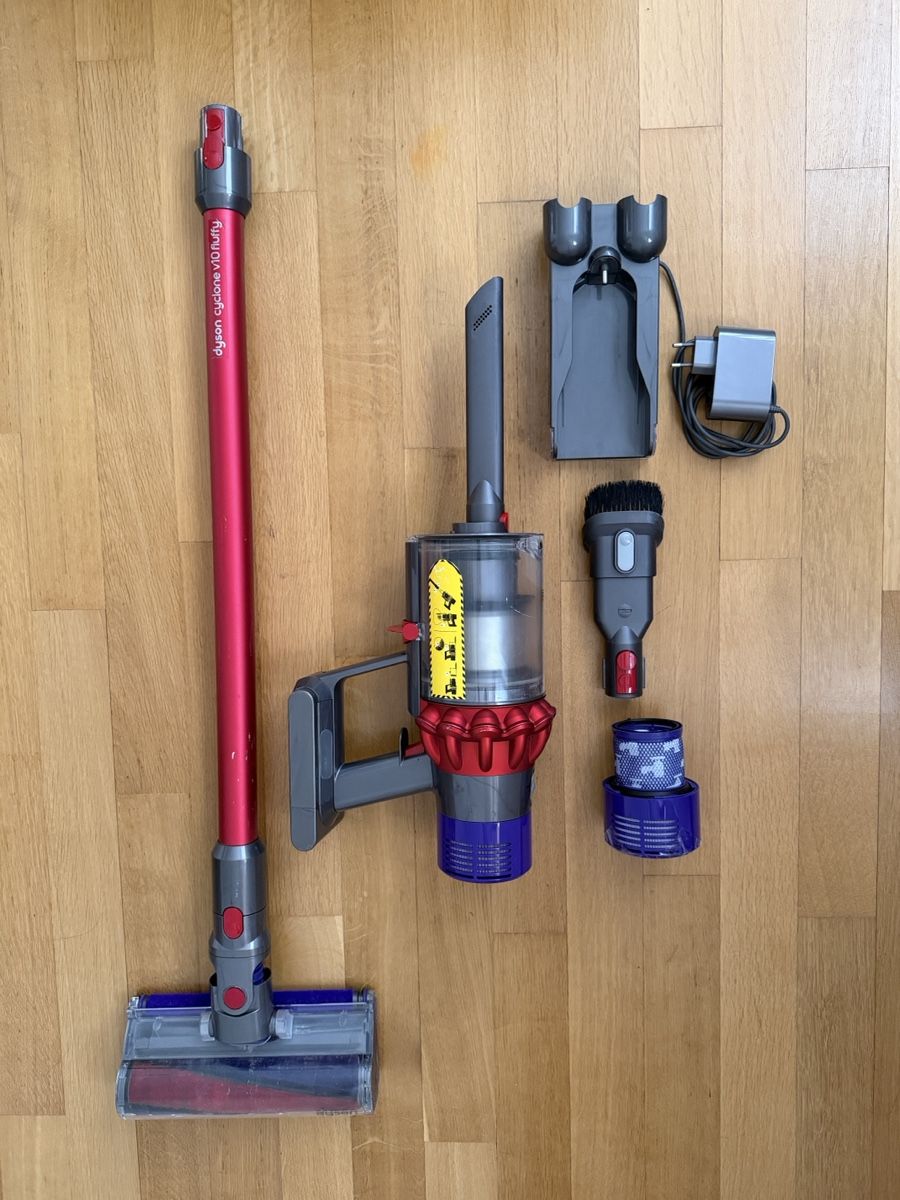 Dyson Aspirapolveri & Accessori: Dyson Cyclone V10 Fluffy Staubsauger gebraucht – Usato da Zürich venduto da A_M_