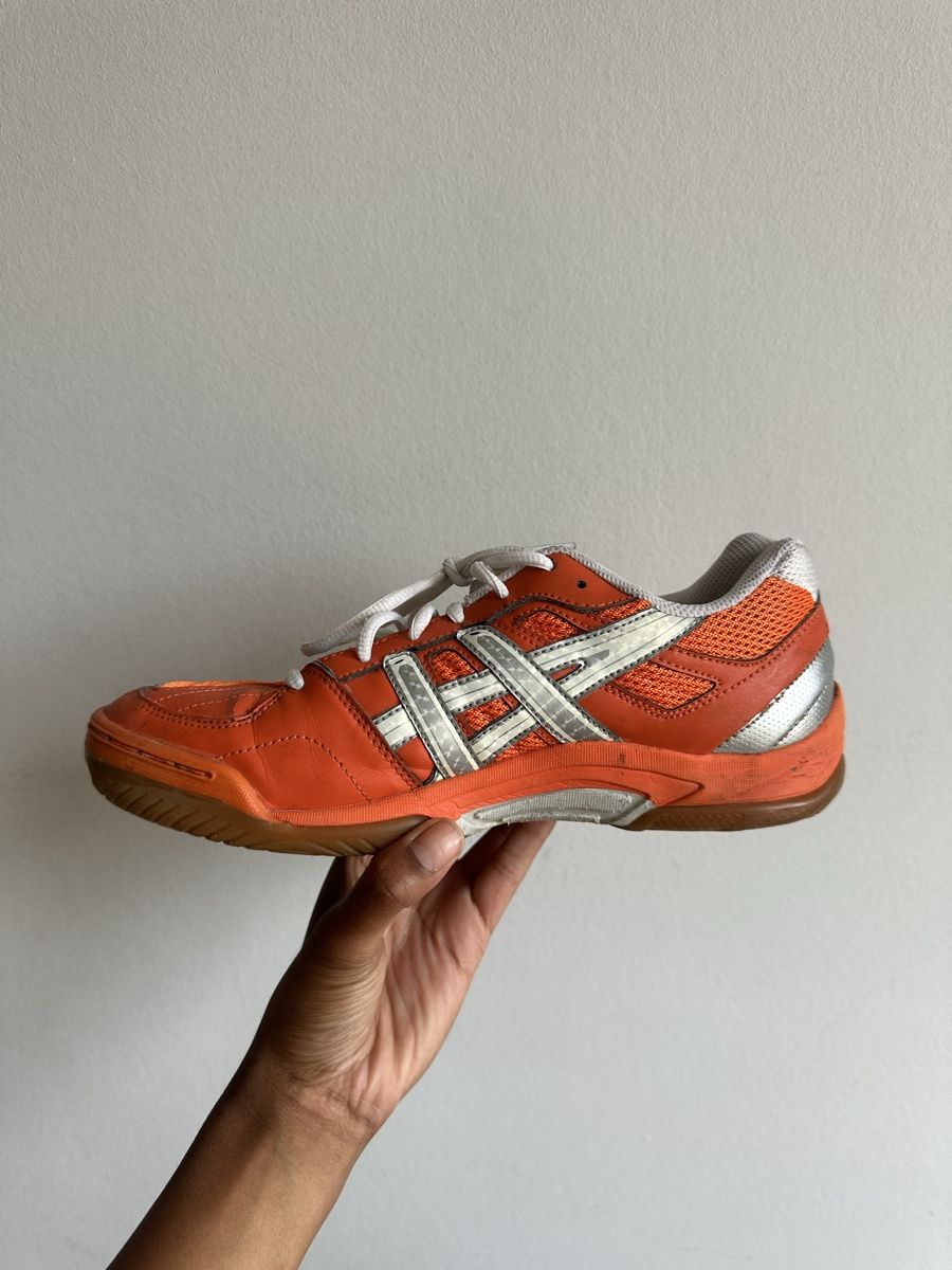 Asics Herrenschuhe: Chaussures Asics orange/argenté  – Gebraucht aus Yverdon-les-Bains von Laureetlargent 1