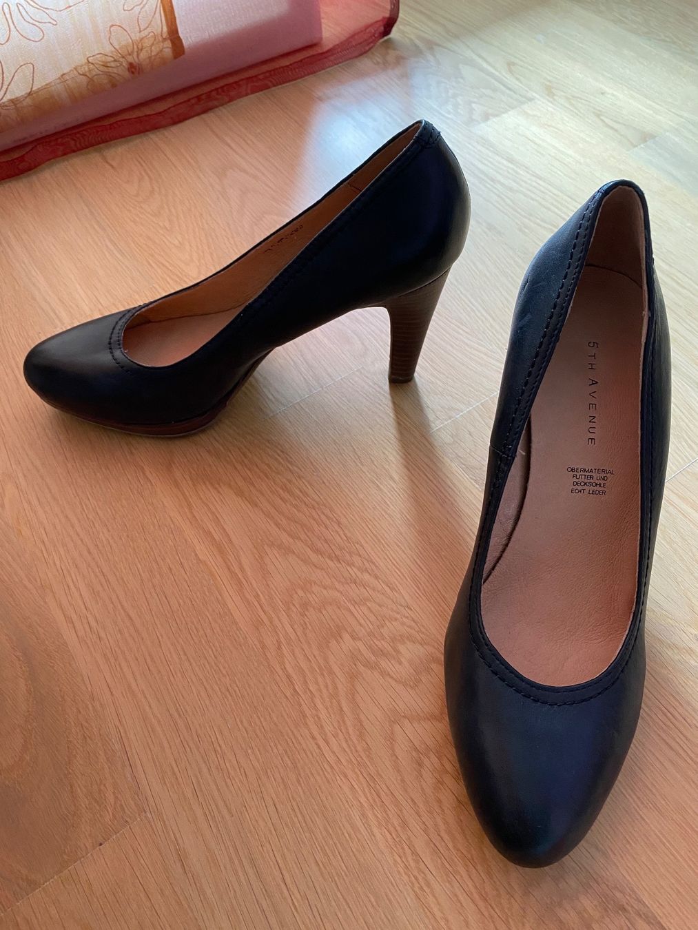 Scarpe da donna: Hauts talons 👠 – Usato da Clarens venduto da OptitesJoliesChoses 1