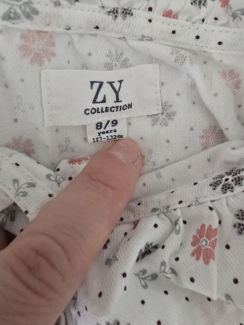 Camicette, T-shirt & Top: ZY Girl's Floral Button-Up Blouse  – Usato da bern venduto da gsh_2w9d 3
