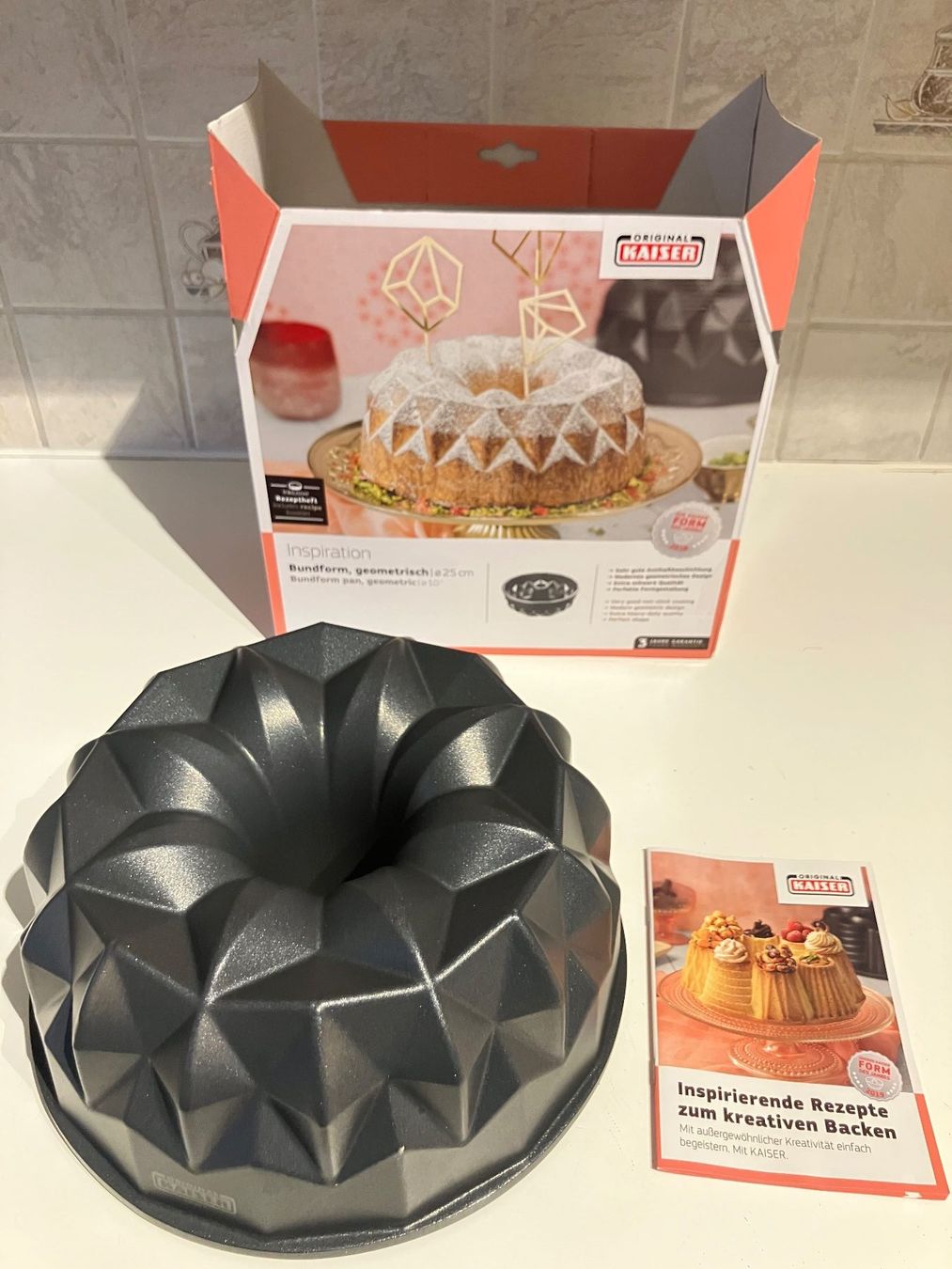 Kaiser Teglie da forno: KAISER Inspiration Bundform geometrisch, 25 cm – Nuovo (secondo la descrizione) da Oberuzwil venduto da Paga77 2