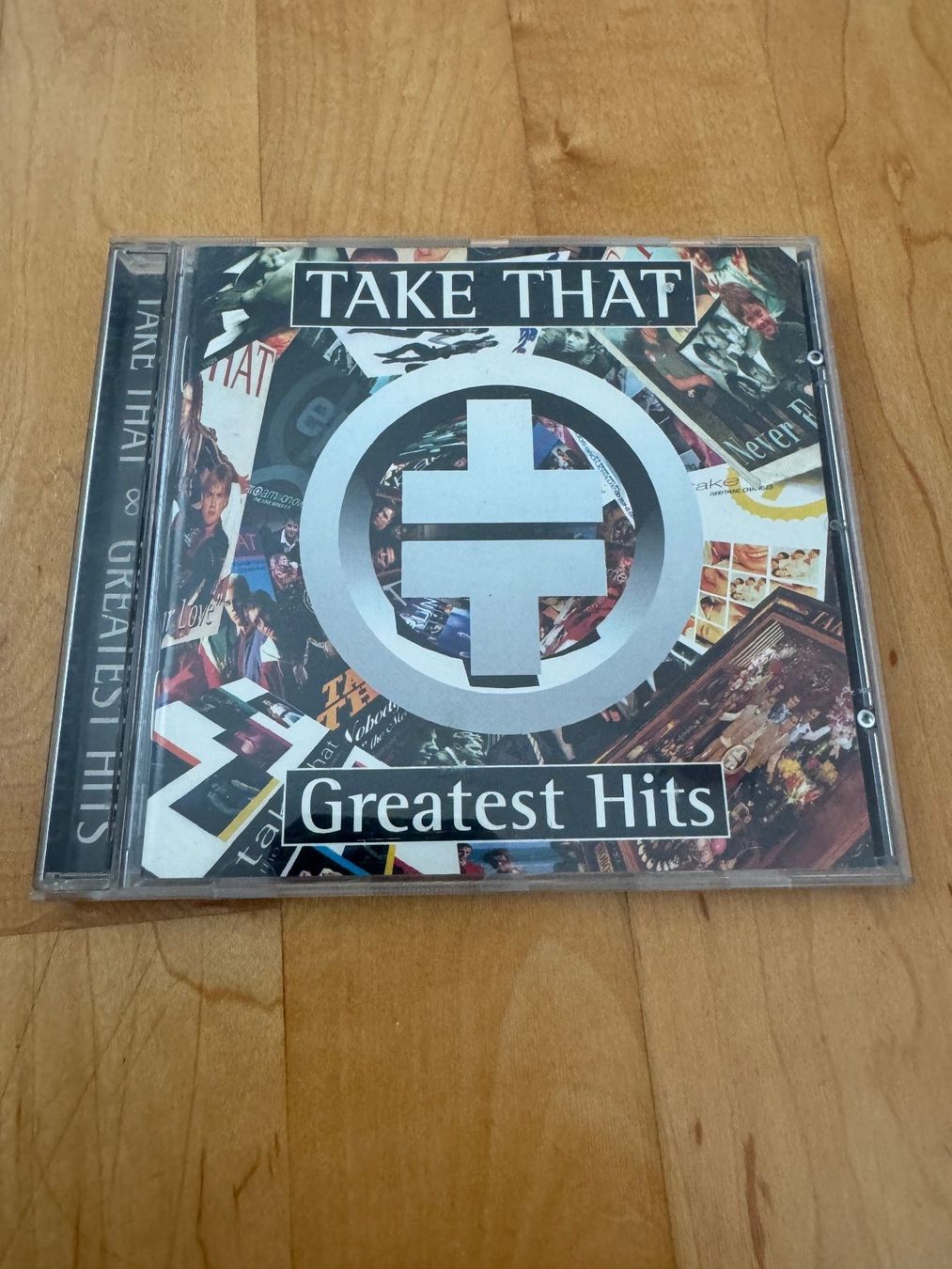 CD: Take That (Robbie Williams) - Greatest Hits – Usato da Bonstetten venduto da Moeriger