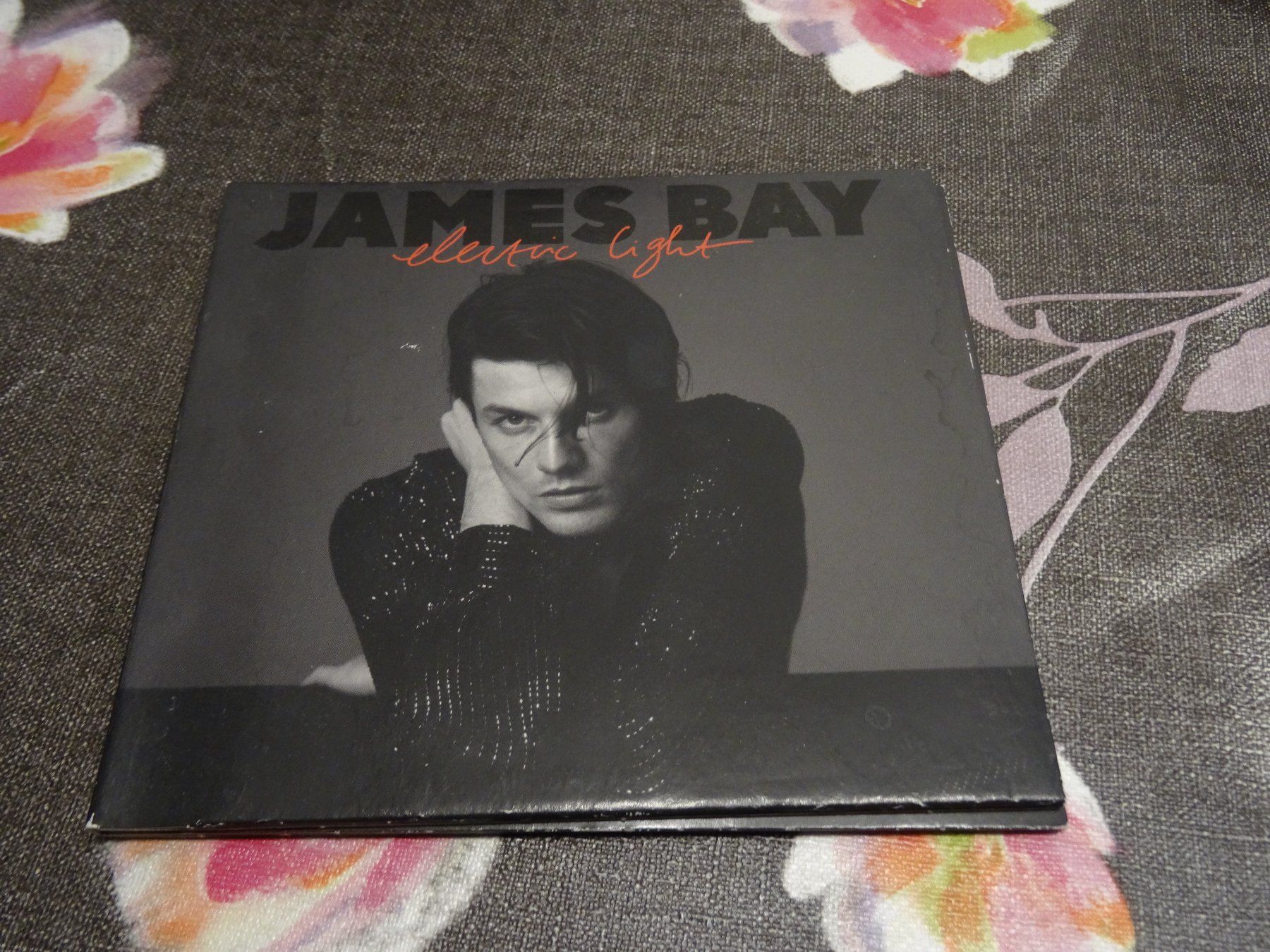 CD: James Bay - Electric Light CD – Usato da Olten venduto da Disc-Ausverkauf