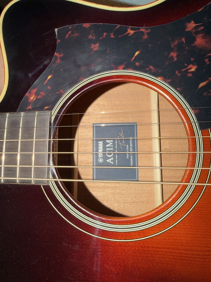 Yamaha Instruments de musique: Akustikgitarre Yamaha  – D'occasion à Sennhof par donix 3