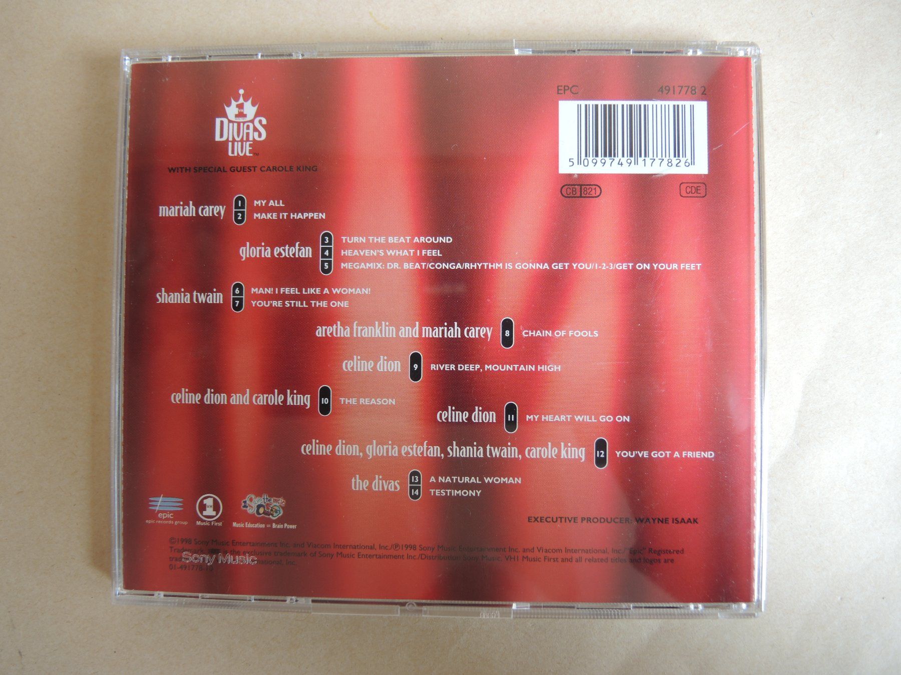 CD: Divas Live - Celine, Mariah, Shania uvm. CD – Usato da Rorschach venduto da maeck8 2