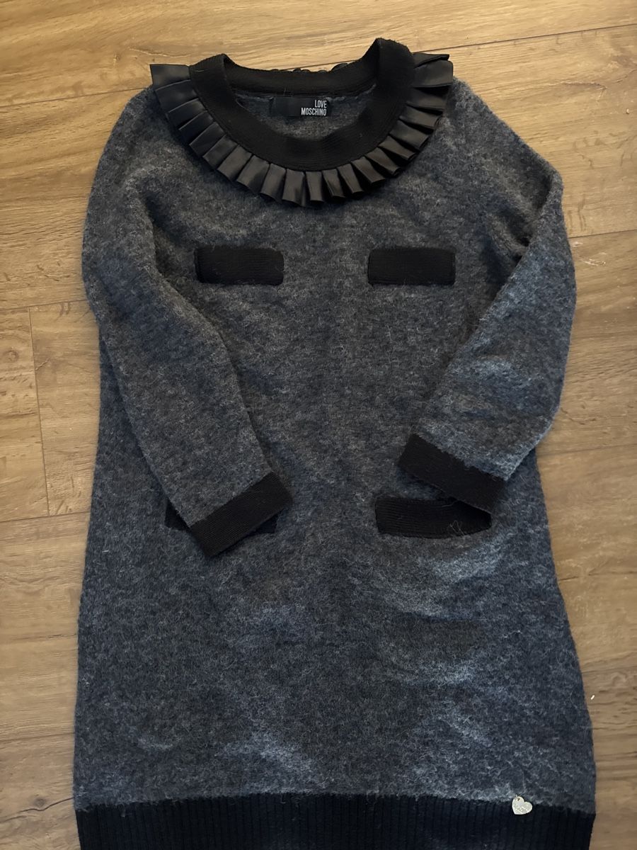 Vestiti: Kleid Moschino Gr M/L – Usato da Rothenthurm venduto da LaThie