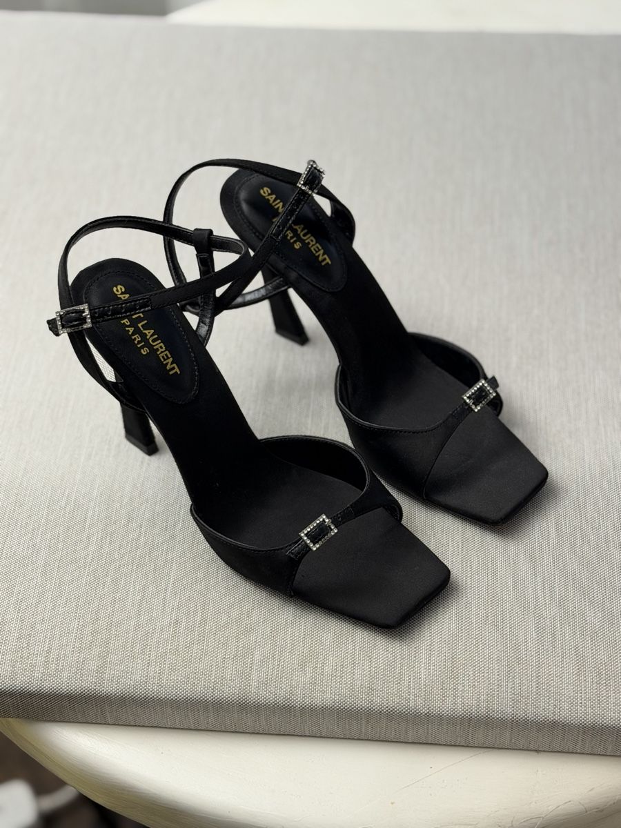 Scarpe da donna: Saint Laurent Sandalen – Usato da Dübendorf venduto da malina7797 7