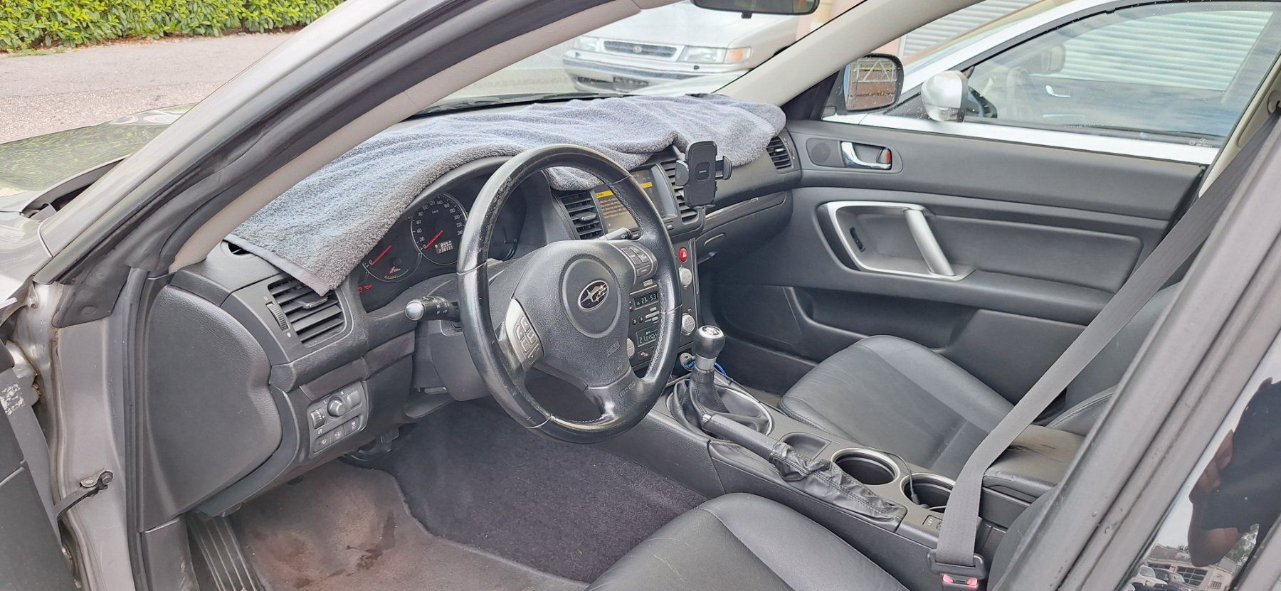 Subaru Autos: Outback 2.0 Diesel 2008 – D'occasion à Sevelen par StalkeronPaws 8