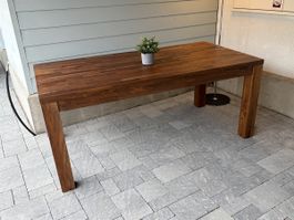 Esstisch Massivholz Nussbaum in gutem Zustand