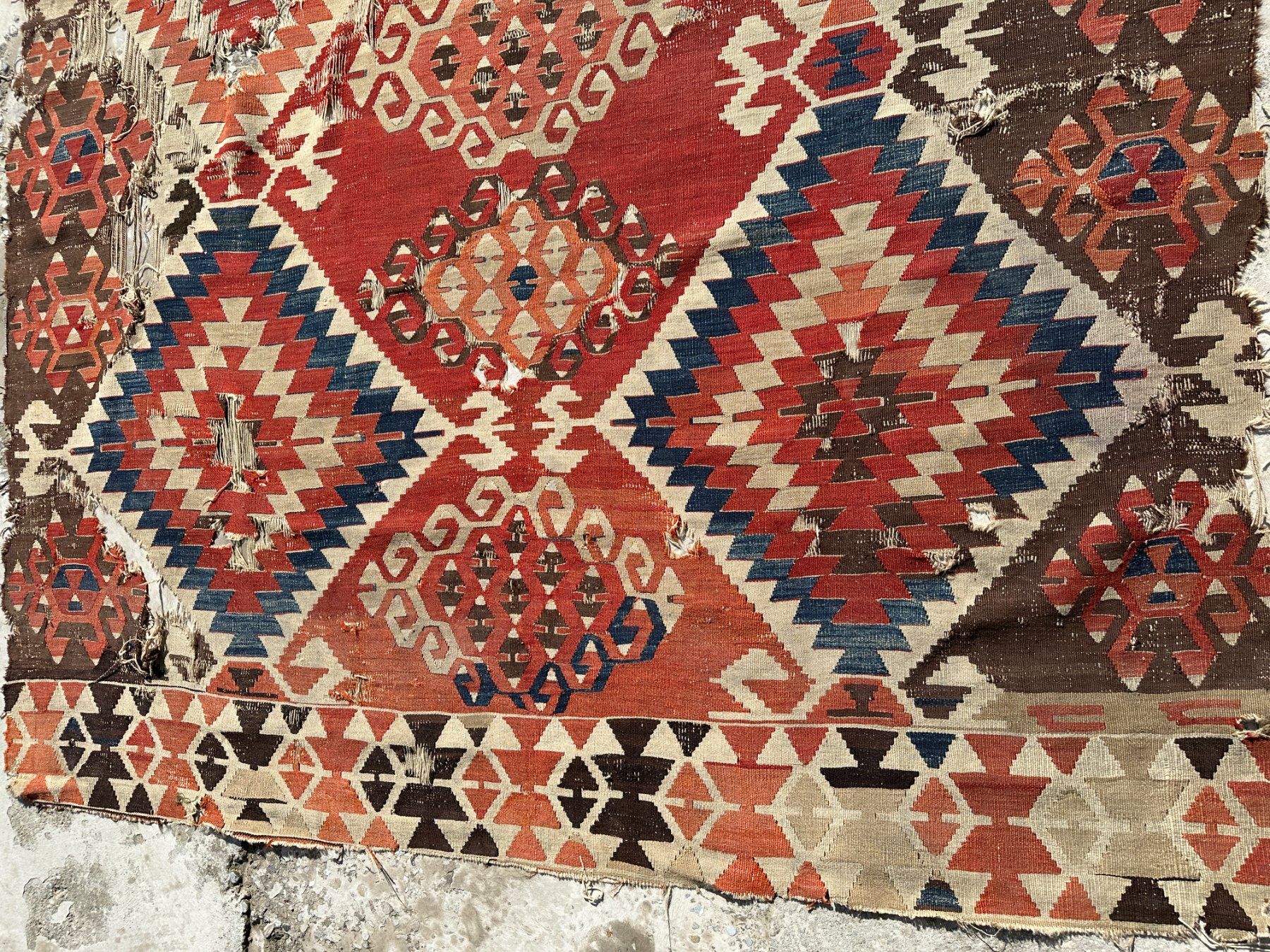 Kelim Tappeti: Orientteppich Konya Kelim antik, Fragment – Difettoso da Zürich venduto da an-dy 5