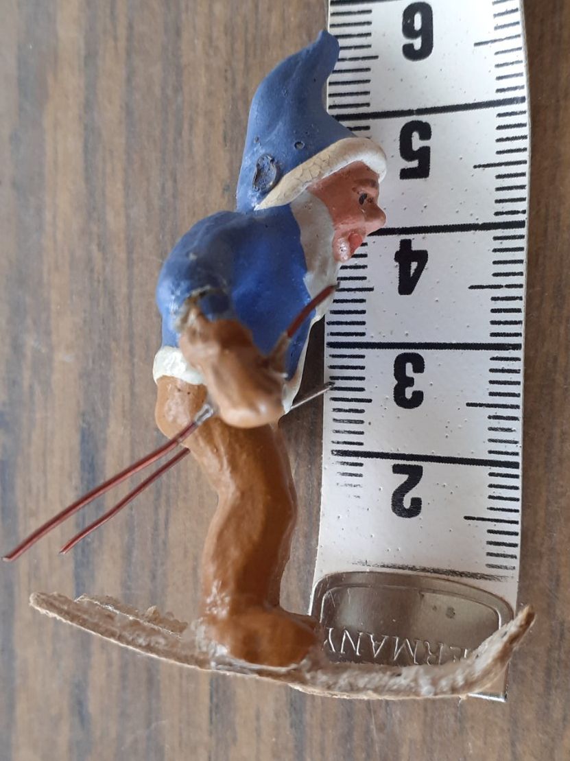 Tutte le decorazioni: Figur Zwerg auf Skiern – Usato da Mörschwil venduto da antiksalon 9
