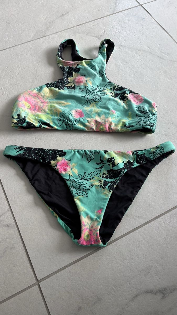 Billabong Costumi da bagno & Bikini: Billabong Bikini M – Usato da Seengen venduto da sa_land