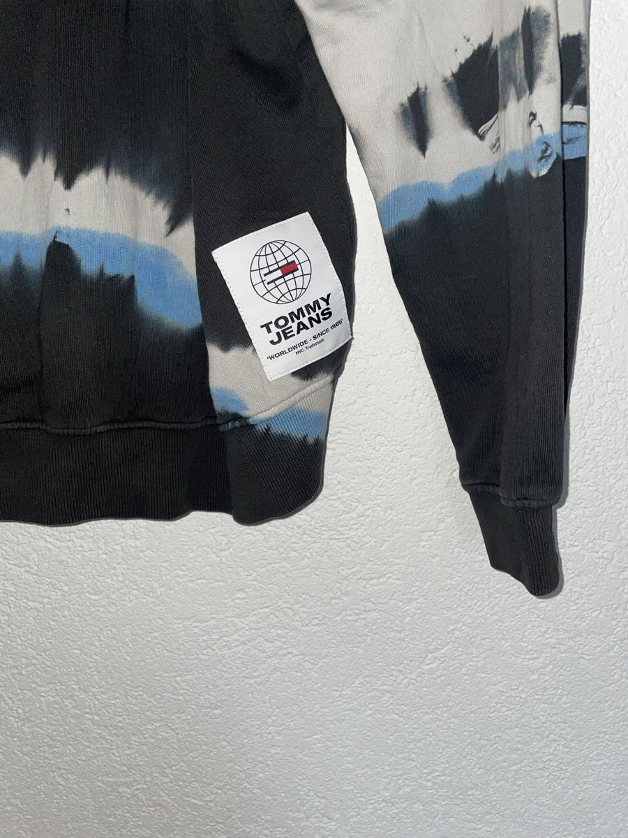 Tommy Hilfiger Pullover & Sweatshirts: Pullover – Neu (gemäss Beschreibung) aus Therwil von YA-8 2