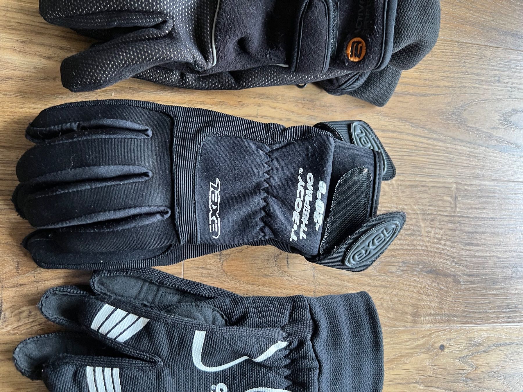 Guanti & manicotti: Handschuhe für Jugendliche – Usato da Pragg-Jenaz venduto da Gigolo60 3