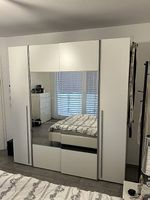 Schwebetürenschrank 4trg. Schrank