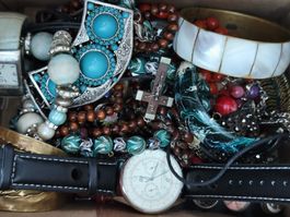 Schmuck Konvolut Uhren Armbänder Ketten gemischt