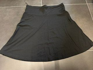 H&M Gonne: H&M Rock schwarz 40 – Usato da Gommiswald venduto da Anika6