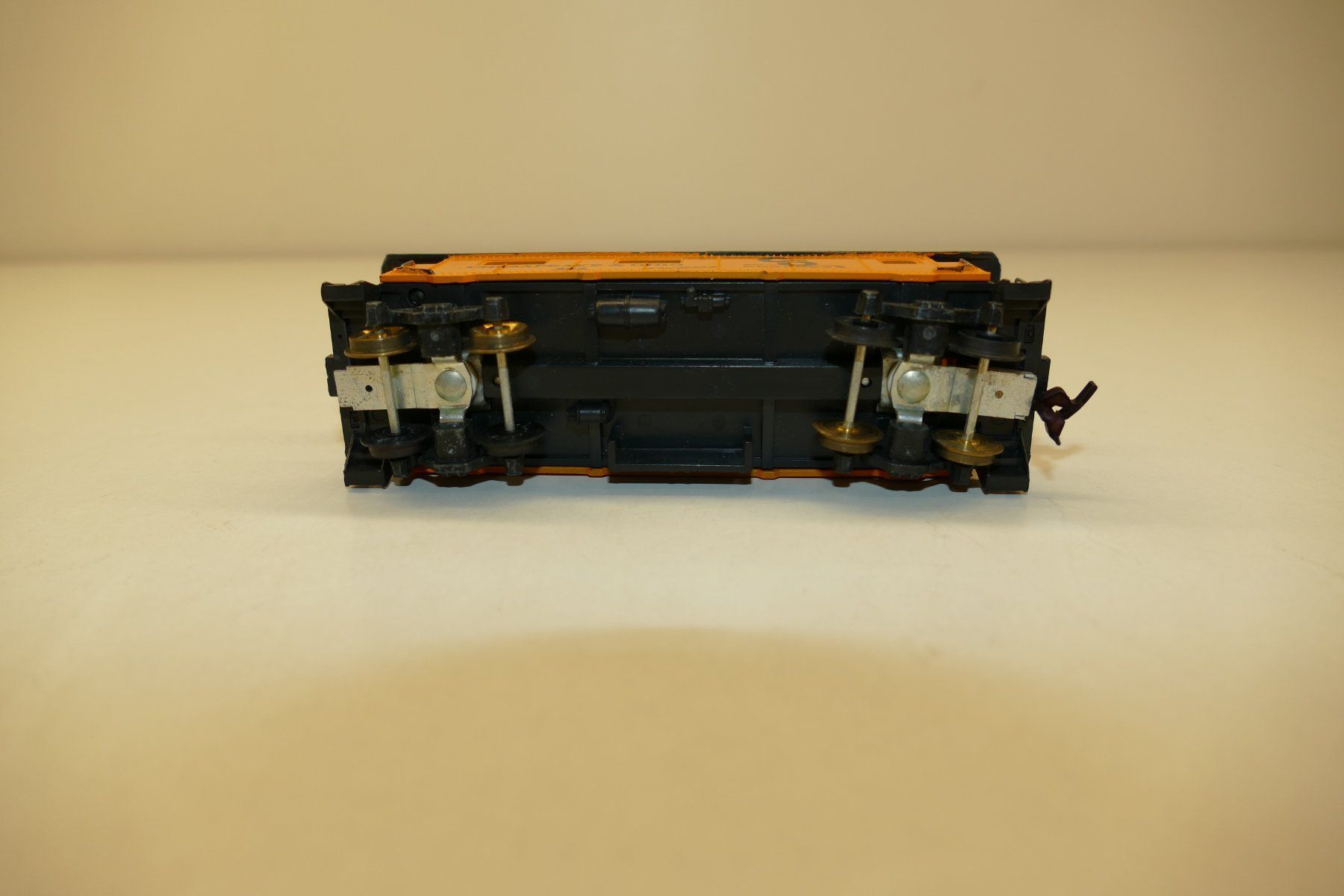 Modelleisenbahnen: Spur H0: US Caboose #724 Chesapeake & Ohio – Gebraucht aus Niederhasli von rail-duerst 5