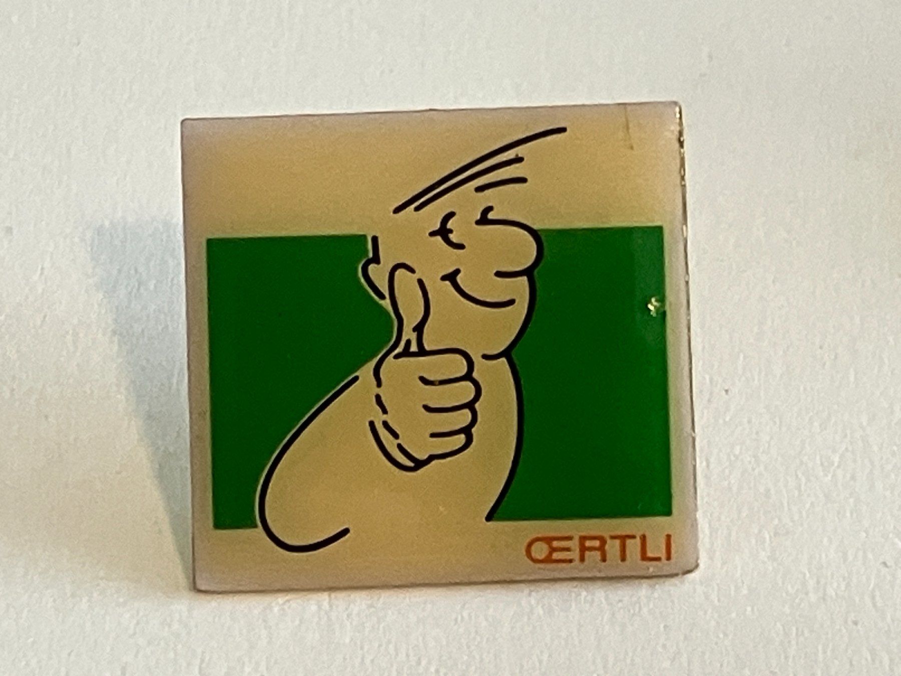 Placchette & Badge: 1 Pin Oertli – Usato da Basel venduto da djwwpp