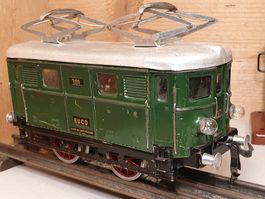 Buco 301 E-Lokomotive in Spur 0