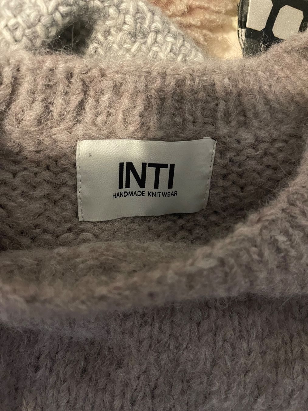 Pullover & Sweatshirts: Handgestrickter Pullover INTI 85 % Alpacca – Neu (gemäss Beschreibung) aus Villnachern von socondlife 4