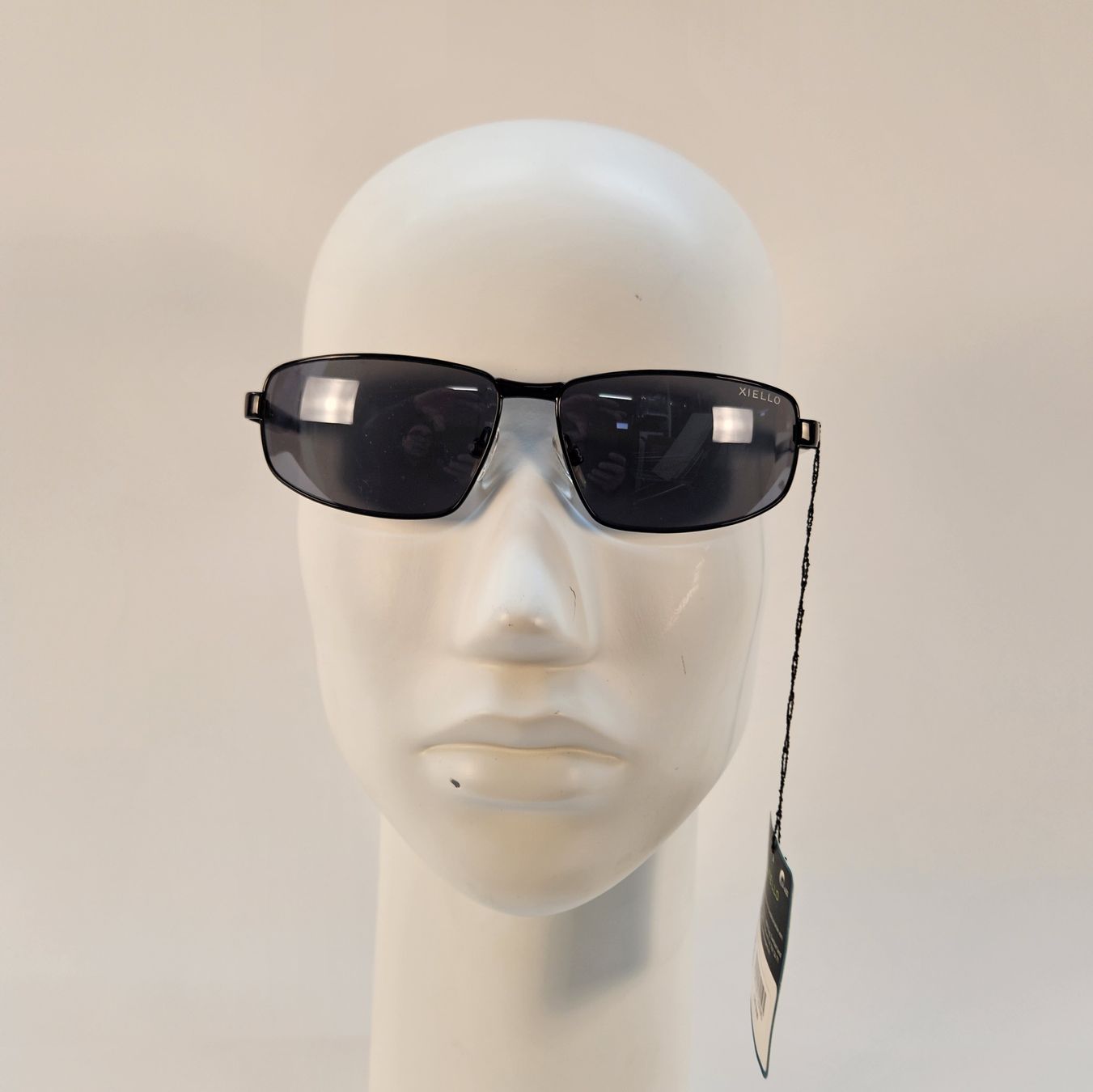 Brillen & Gläser: Sonnenbrille von Xiello "Neu" – Neu und originalverpackt aus Uster von esko.swiss
