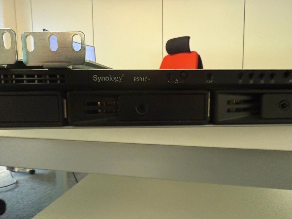 Synology Server: Synology RS815+ - Defectueux – Difettoso da Fribourg venduto da baltenspda 1