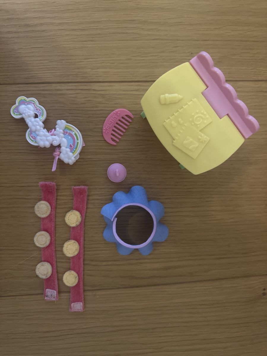 Hasbro Statuette: My Little Pony Set und Accessoires – Usato da Wettswil venduto da ann_cdf7 4