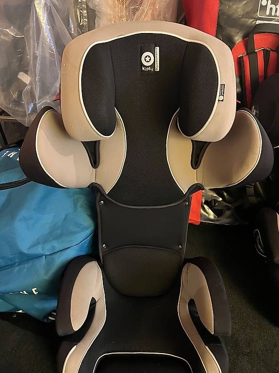 Kiddy Seggiolini per auto: Autositz KIDDY Guardianfix Pro 2 – Usato da Stettfurt venduto da jodostu 1