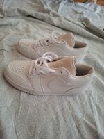 Nike Air Jordan 1 Low Sneaker – Grösse 45 – Weiss