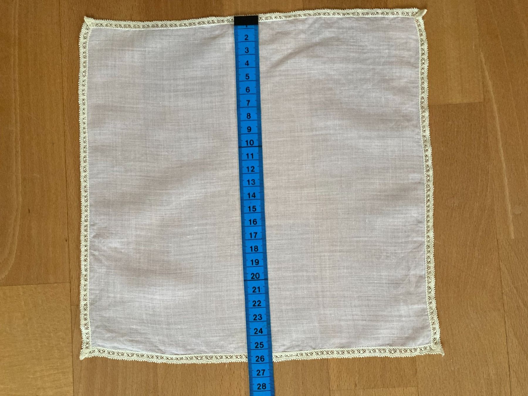 Sonstige Kleidung & Accessoires: Taschentuch  Spitzentaschentuch blassgelb – Gebraucht aus Subingen von Etageren 3