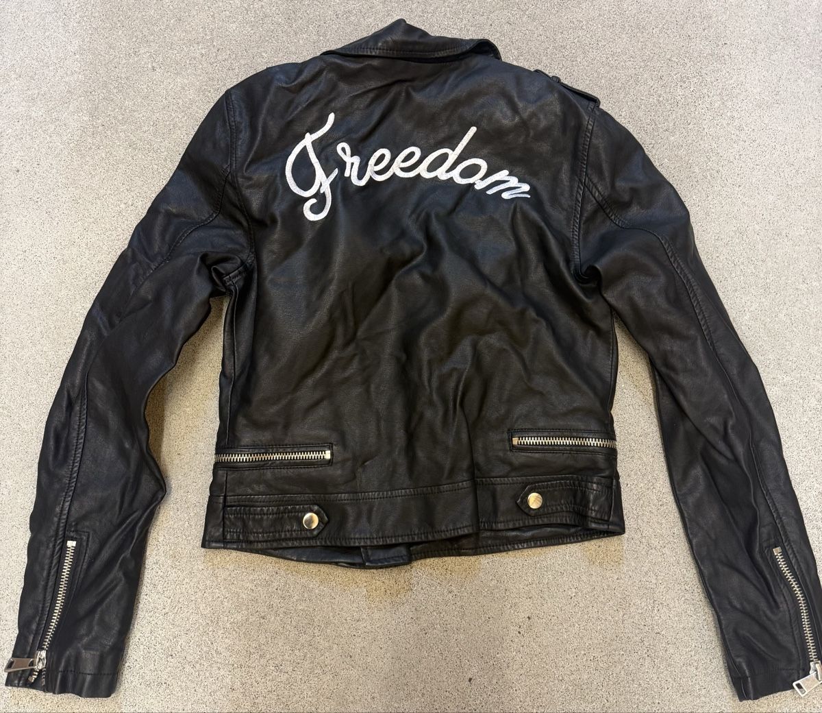 Giacche: Coole Jacke – Usato da Luzern venduto da CocoLoco82 1