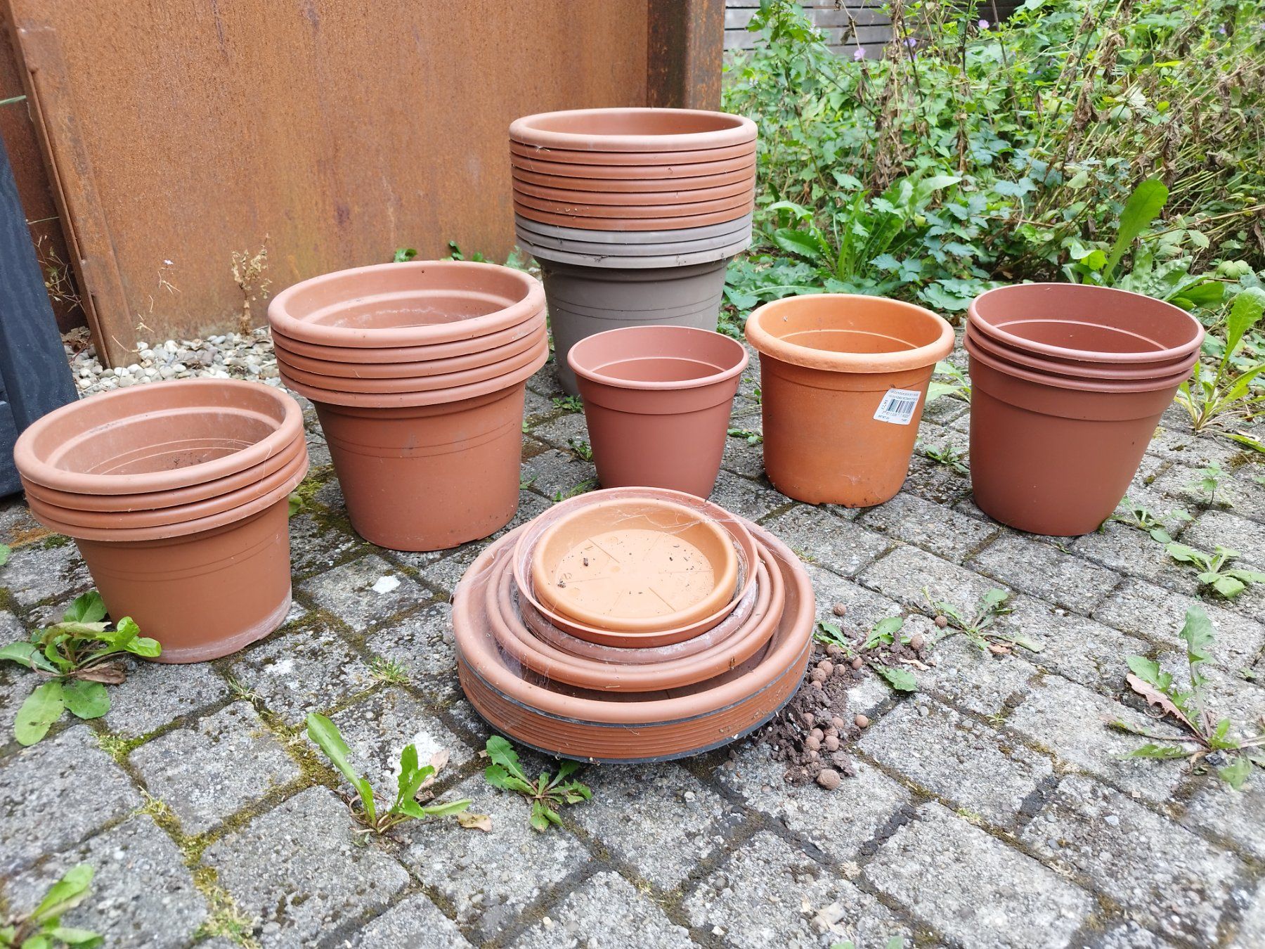 Blumentöpfe: Blumentopf + Unterteller – Gebraucht aus Walkringen von ani_6bgd