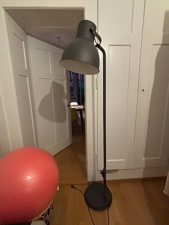 Lampade: Standleuchte – Usato da Bern venduto da Rhabarbermuss3 1