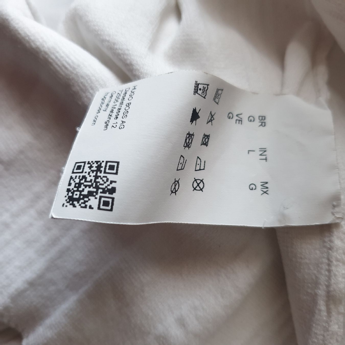 Hugo Boss T-shirts: Hugo Boss, schönes Shirt Gr. L – D'occasion à Frenkendorf par Moon111 3