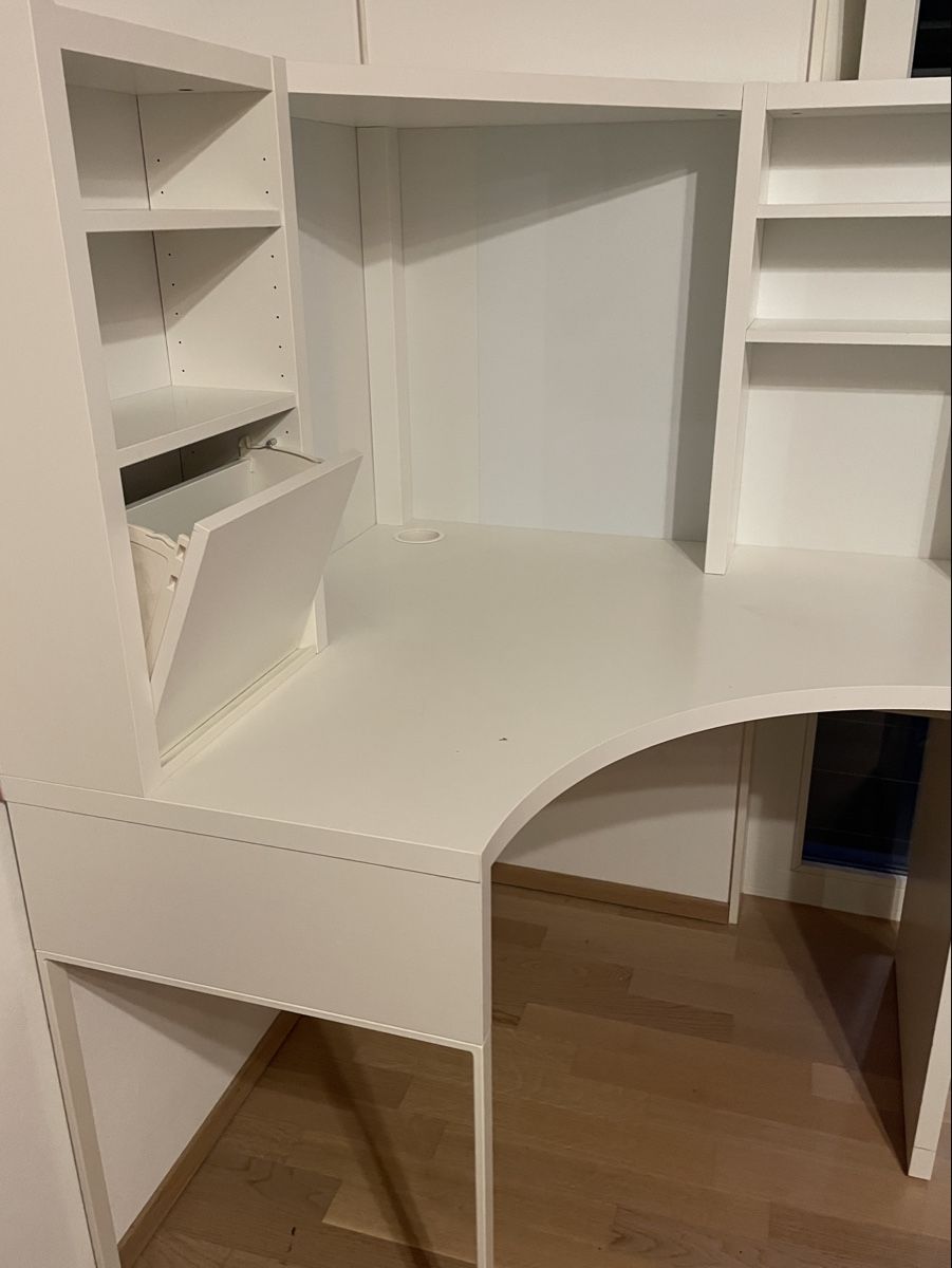 Ikea Schreibtische: Eck-Pult /Eck-Schreibtisch – Gebraucht aus Andelfingen von Blumenwiese123