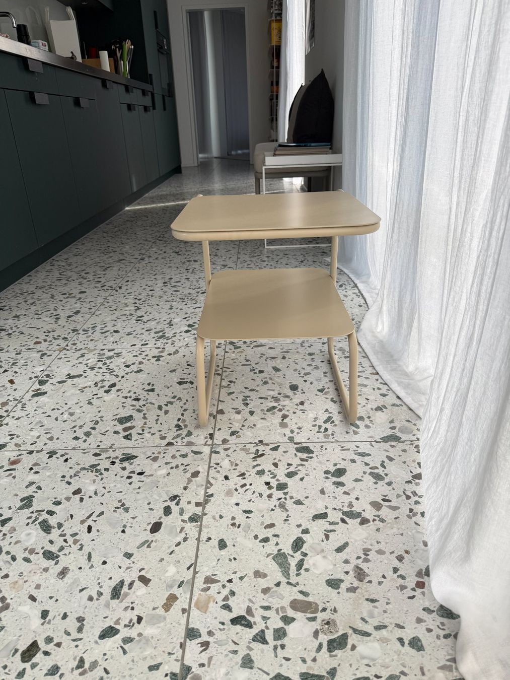 Ferm living Tische: Ferm Living - Level Beistelltisch – Gebraucht aus Zürich von sop_7mp8 1