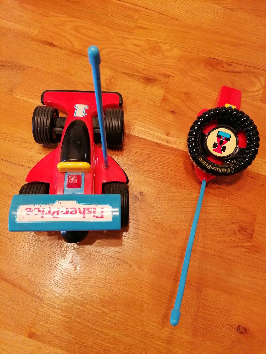 Fisher-Price Giocattoli: Fisher Price Rennwagen – Usato da Wiezikon b.Sirnach venduto da Amen 2