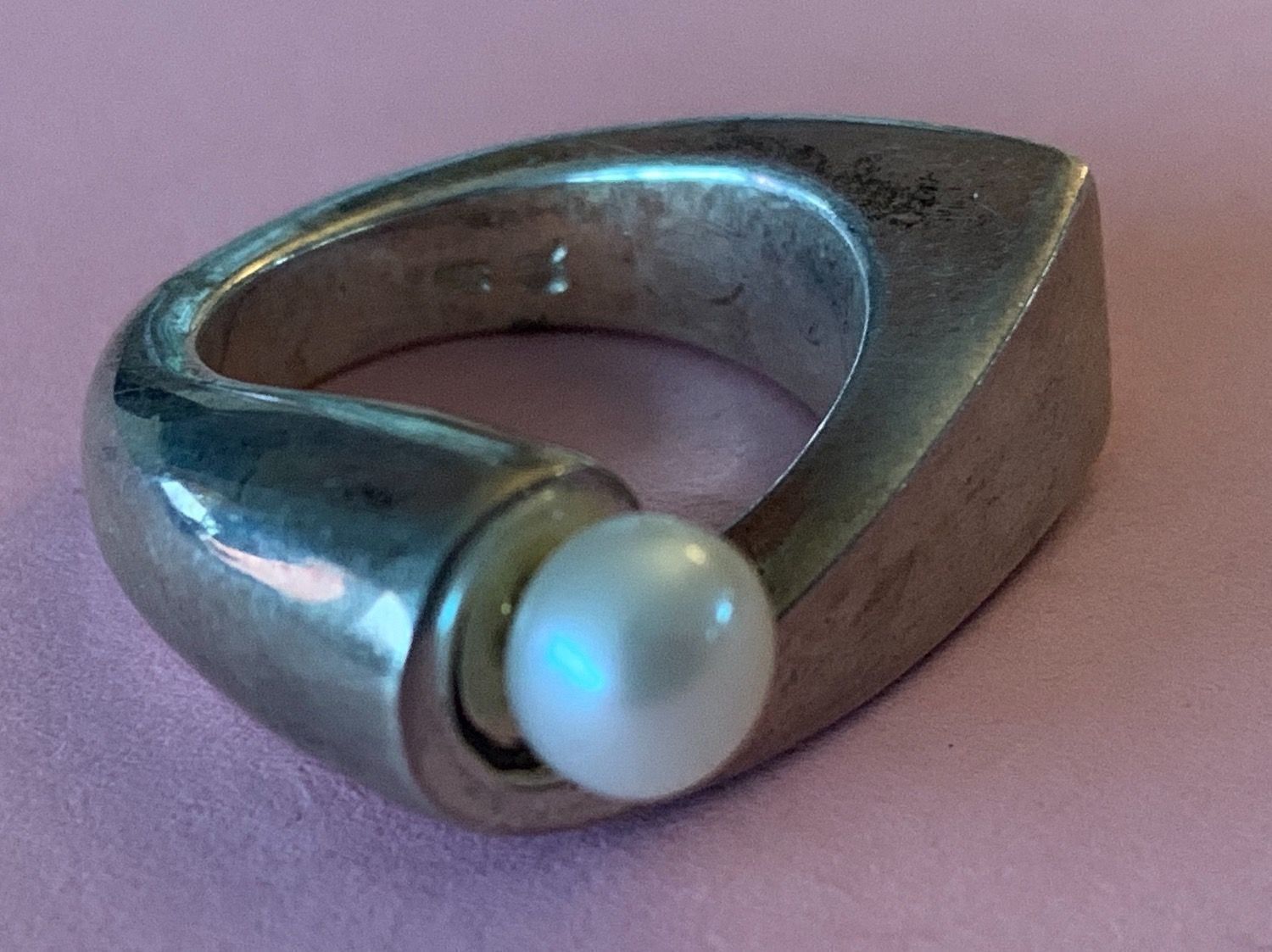 Bagues: Silberring massiv mit perle (Rg54/16) – D'occasion à Dittingen par Bellevista