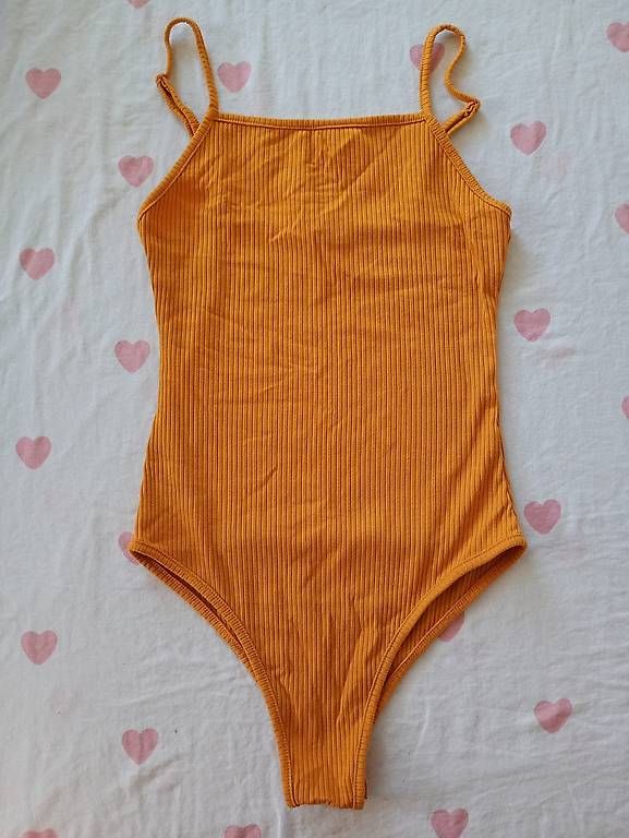 Tops: Body Top Senf gelb – D'occasion à Gelterkinden par leo_9z8m