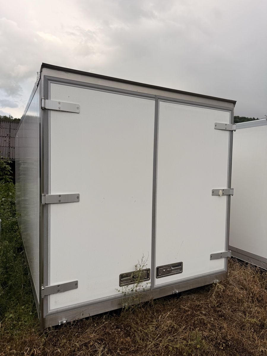 Contenitori edile: Container, Camper-Wohnmobil, Traktor, Anhänger, Umbau – Usato da Dottikon venduto da Foedu 2