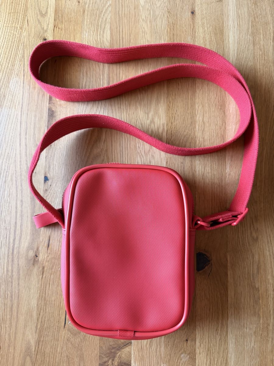 Lacoste Sacs: Umhängetasche LACOSTE – D'occasion à Vorderthal par Naja710 2