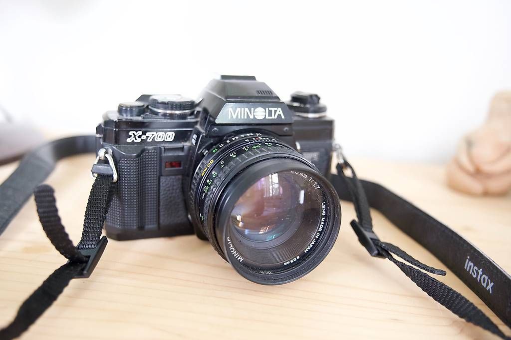 Minolta Fotocamera: Minolta X700 und Rokkor 50mm 1.7 – Usato da Zürich venduto da fridadfriz