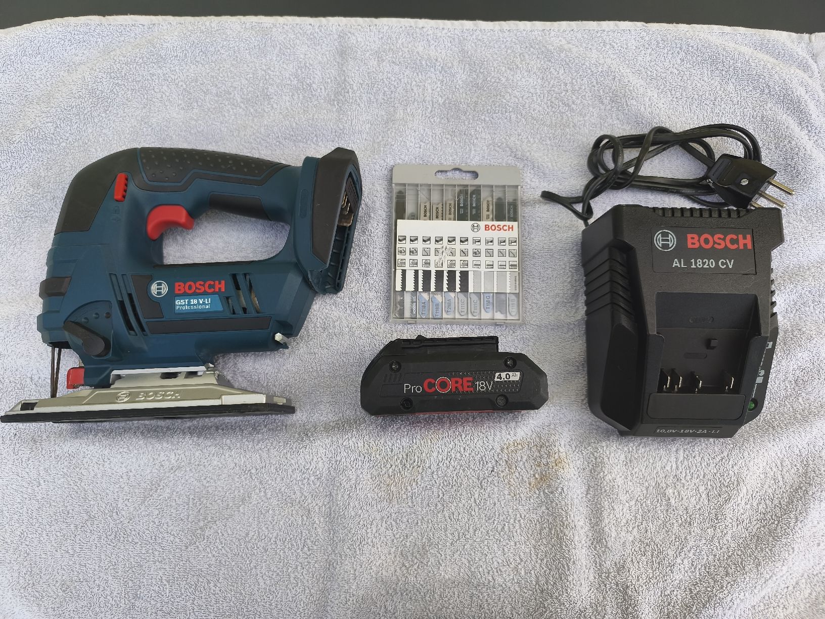 Bosch Tutti gli attrezzi: Stichsägeset Akku Bosch 18 Volt – Nuovo (secondo la descrizione) da Recherswil venduto da Sruscha58