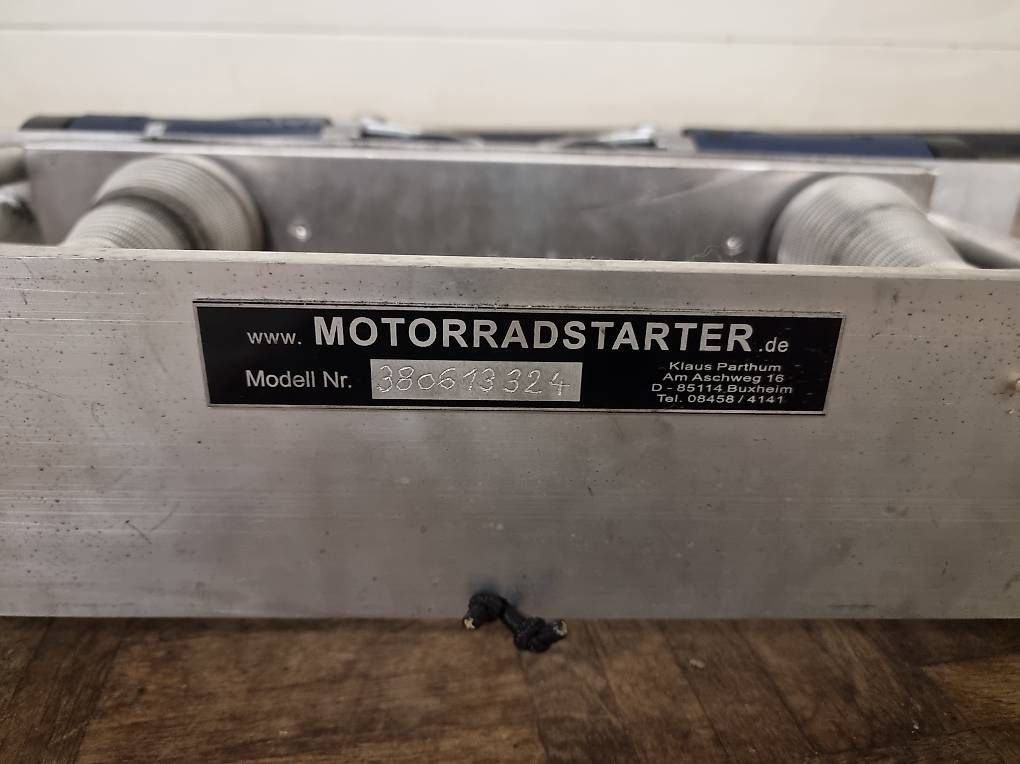 Altro per stoccaggio & trasporto: Motorradstarter Rollenstarter – Usato da Au SG venduto da 0saintcity0 2