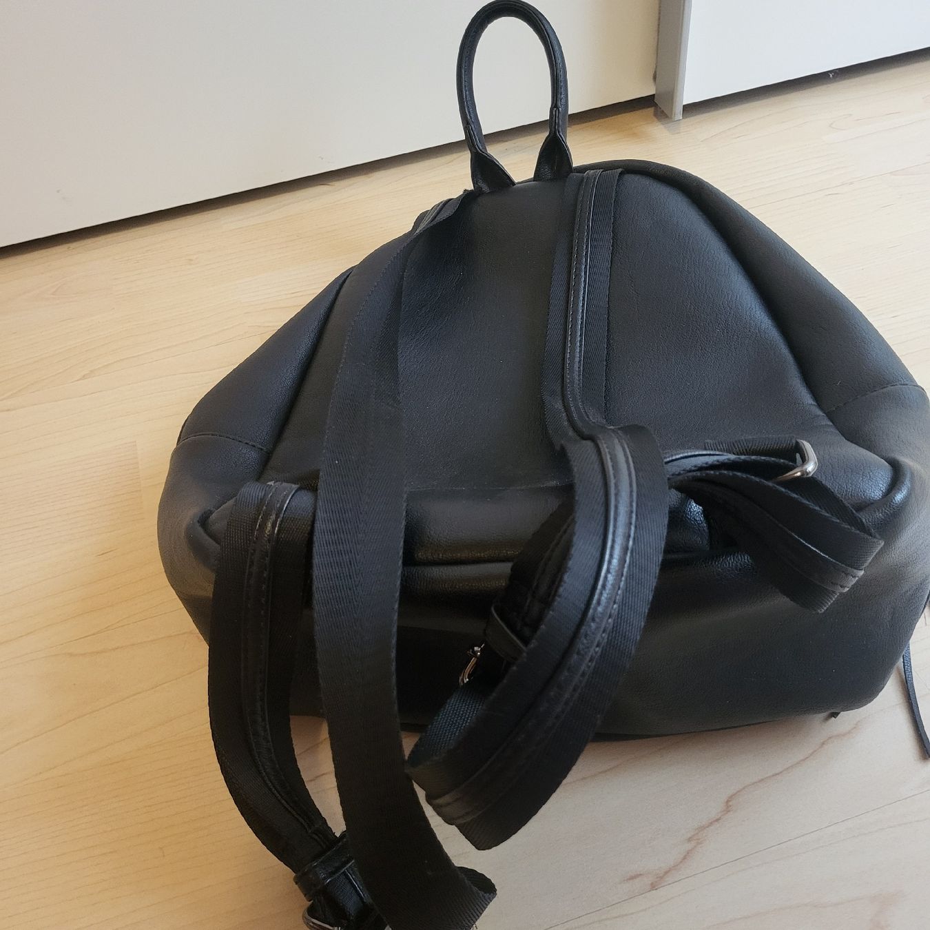 Zaini: Edler Kunstleder-Rucksack, 1x getragen – Usato da Malans GR venduto da caroline_F.85 3